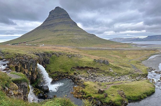 Snaefellsnes Peninsula Private Tour - Djúpalónssandur: black sands, rock formations, and Epine GY7 remains