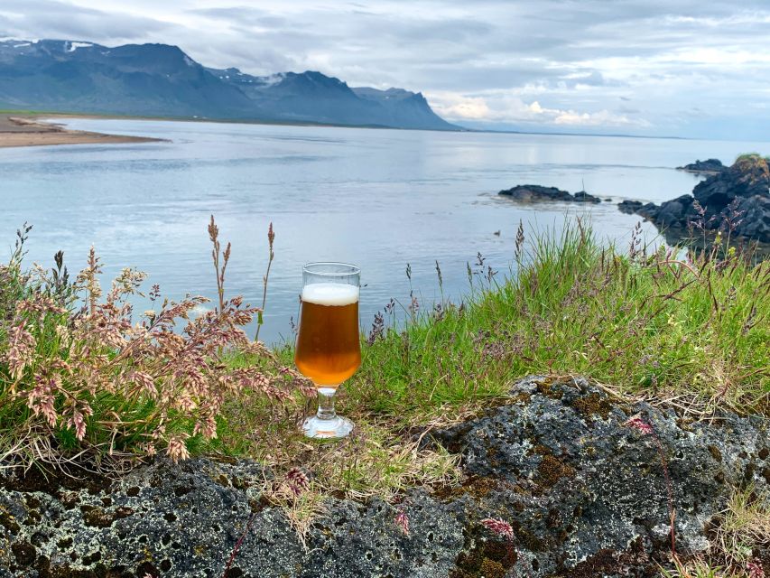 Snæfellsnes, private Super Jeep - Kirkjufell mountain stop: iconic views without the crowd chaos