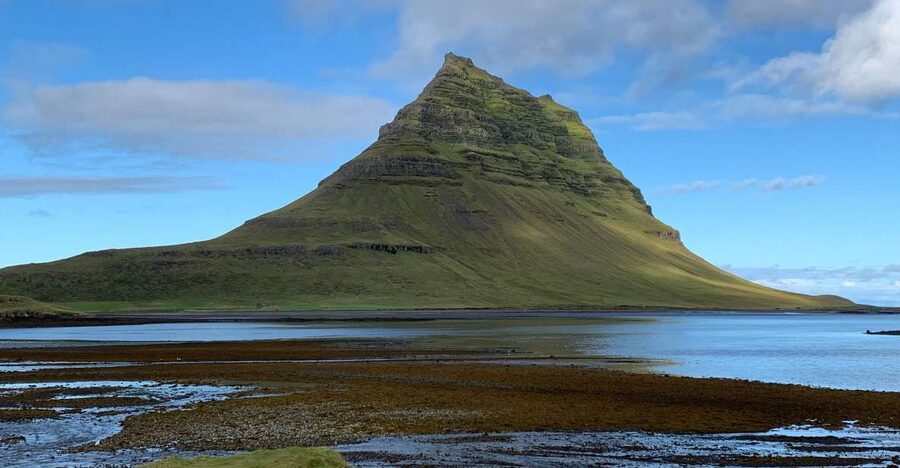 Snæfellsnes, private Super Jeep - Ytri Tunga seal colony visit: a classic wildlife stop