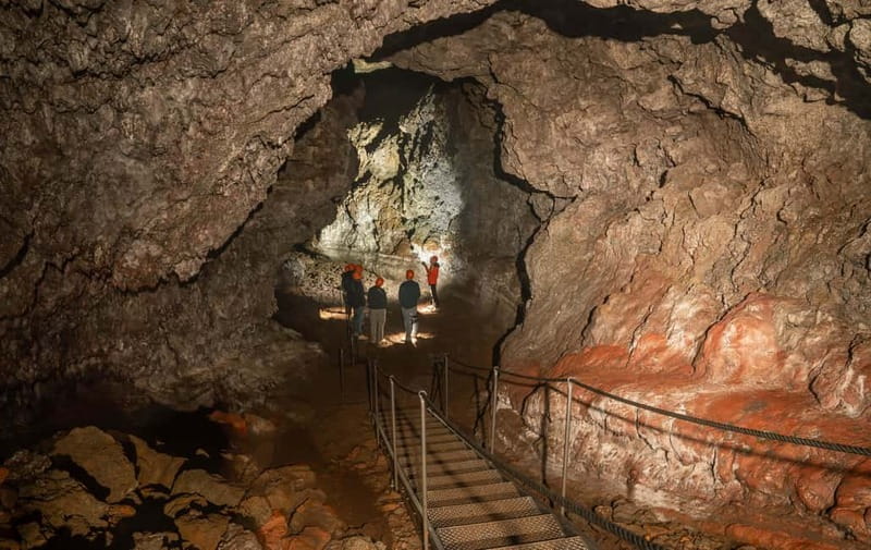 Snæfellsnes: Vatnshellir Lava Cave Tour - What to wear in a cave that stays just above freezing