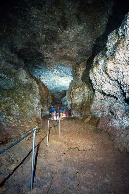 Snæfellsnes: Vatnshellir Lava Cave Tour - The 45-minute walk: where your time goes inside the cave