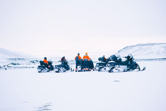 Snowmobiling on Eyjafjallajökull - Snowmobiling Eyjafjallajökull from Vik: what the experience is really like