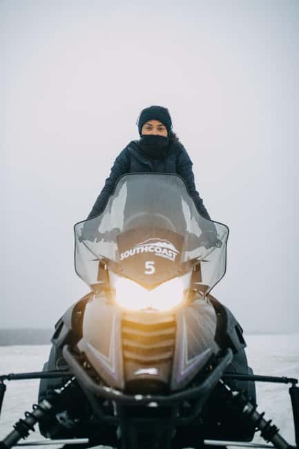 Snowmobiling on Eyjafjallajökull – The Summit of Adventure - Who should book this snowmobile summit tour, and who should think twice