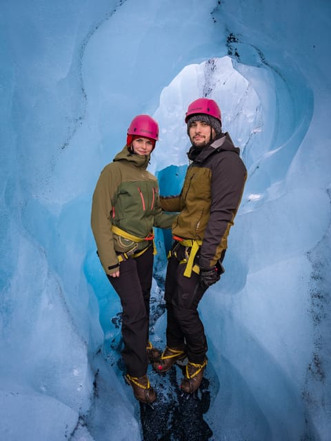 Sólheimajökull Glacier: Guided Hike with Equipment - The Gear-Up Moment: How the Hike Starts Smoothly