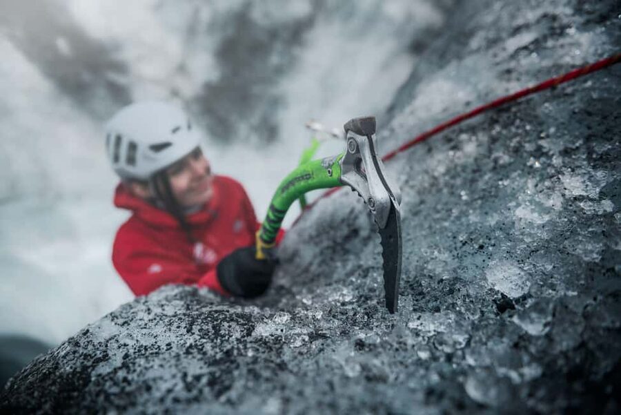 Sólheimajökull: Glacier Hike and Ice Climbing Tour - Safety and who should reconsider