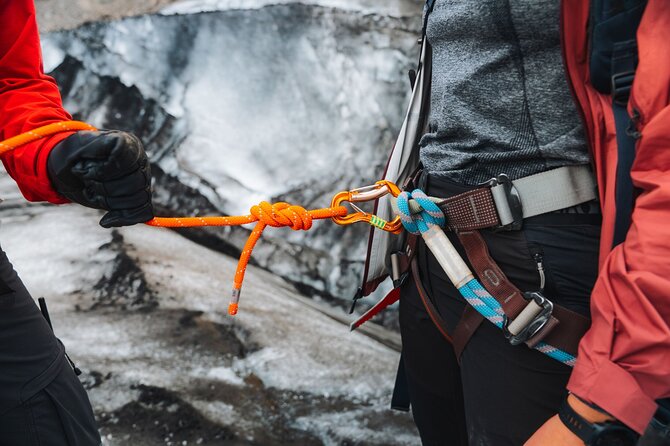 Sólheimajökull: Glacier Hike Exploration - Meeting at Icelandic Mountain Guides by Icelandia, then getting kitted