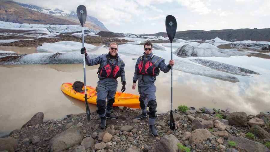 Sólheimajökull: Guided Kayaking Tour on the Glacier Lagoon - The paddle itself: calm water, iceberg scale, real glacier textures