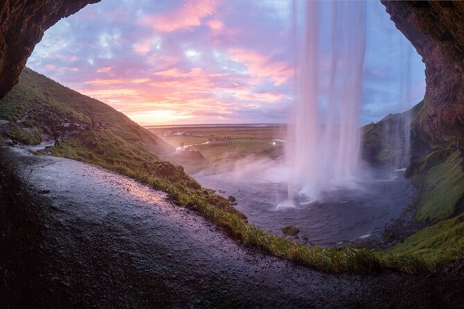 South Coast Tour Private Epic Adventure - Sólheimajökull Glacier: Why 45 Minutes Still Matters