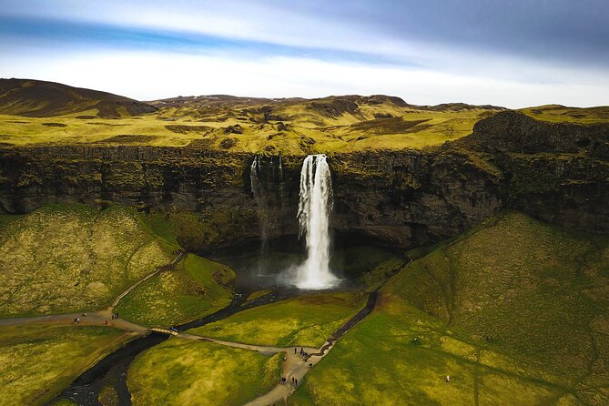 South Coast, Waterfalls and Black Sand Beach (Small Group Tour) - Value and logistics: what you’re really paying for (besides the seats)