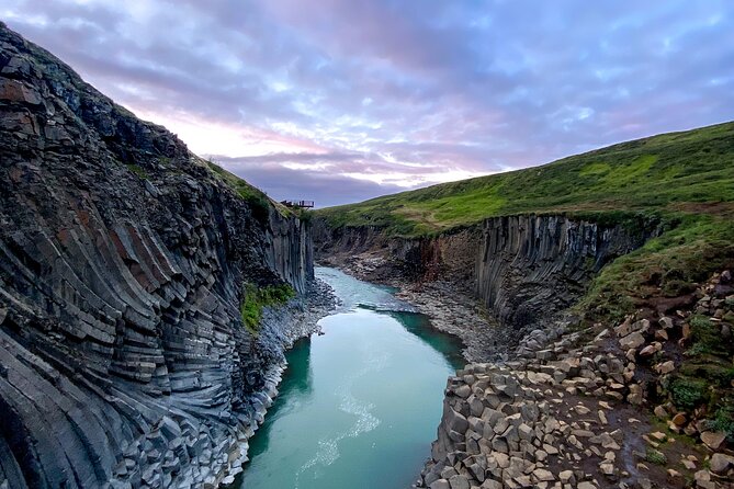 Stuðlagil Canyon and Vök Baths Day Tour - Rjúkandi Waterfall: a short stop that sets the tone