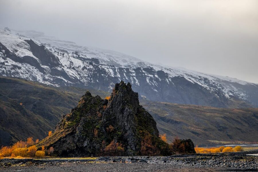 Super Jeep Private tour in Þórsmörk - The canyon walk: an easy inside look with streams to watch