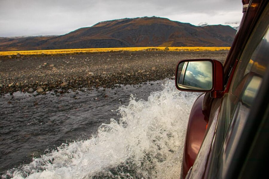Super Jeep Private tour in Þórsmörk - Super Jeep logistics: getting onto the F-road without turning it into a chore