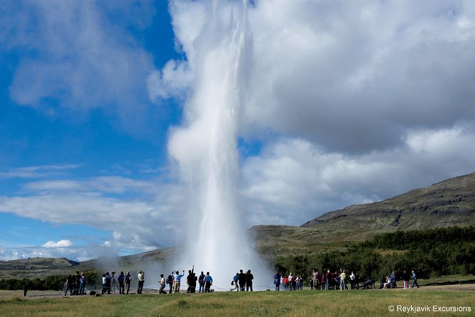 The Golden Circle Guided Bus Tour from Reykjavik - Reykjavik pickup, the BSI meeting point, and the 30-minute rule