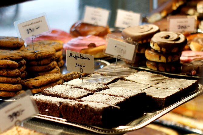 The Icelandic Sweet Tooth Tour - Taste of Iceland: skyr, fermented shark, and brave flavor choices