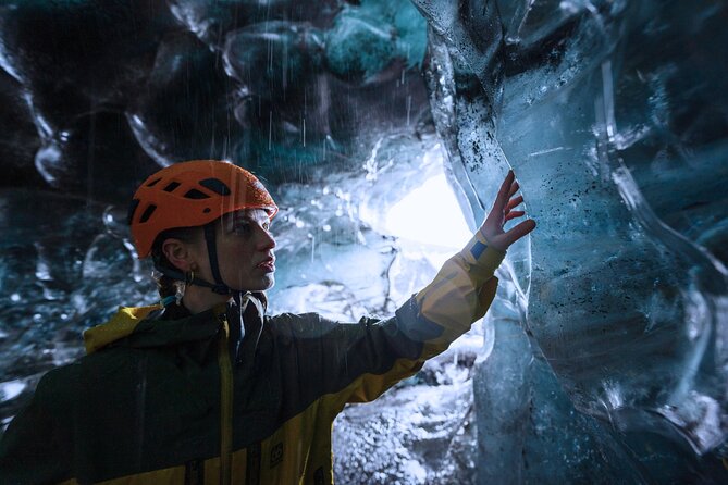 The Original Ice Cave Tour in Jökulsárlón Glacier Lagoon - Timing Tips: Departure Times, Day Trips, and Better Light