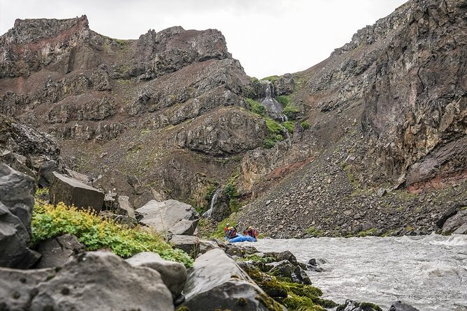 Top-Rated Family Rafting-Warm Drysuits, Volcanic Canyon, Epic Fun - What to Pack, So Your Trip Feels Easy Instead of Stressful