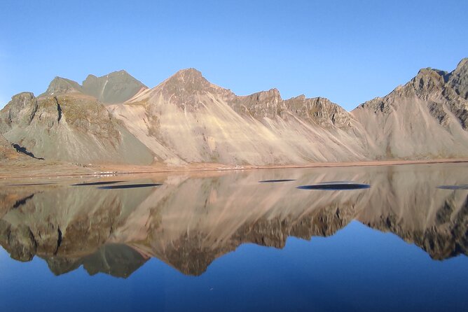 Tour from Djúpivogur for up to 6 persons - Jökulsárlón Glacier Lagoon: Icebergs With a Living, Moving Quality