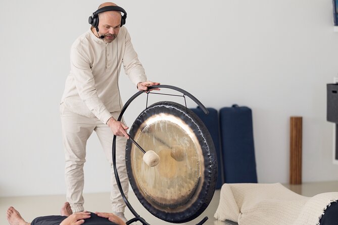 Transformative Breathwork Session with Andri - 1 Hour - The Gear Setup That Makes It Easy to Focus