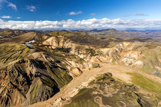Ultimate Airplane Sightseeing Flight from Skaftafell - What Makes the Pilot and Staff Approach Matter