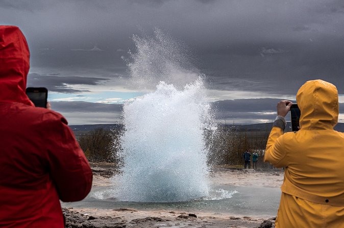 Unforgettable Full-Day Golden Circle Private Tour from Reykjavík - Gullfoss Waterfall: A Two-Tier Drop You Can Actually Plan For