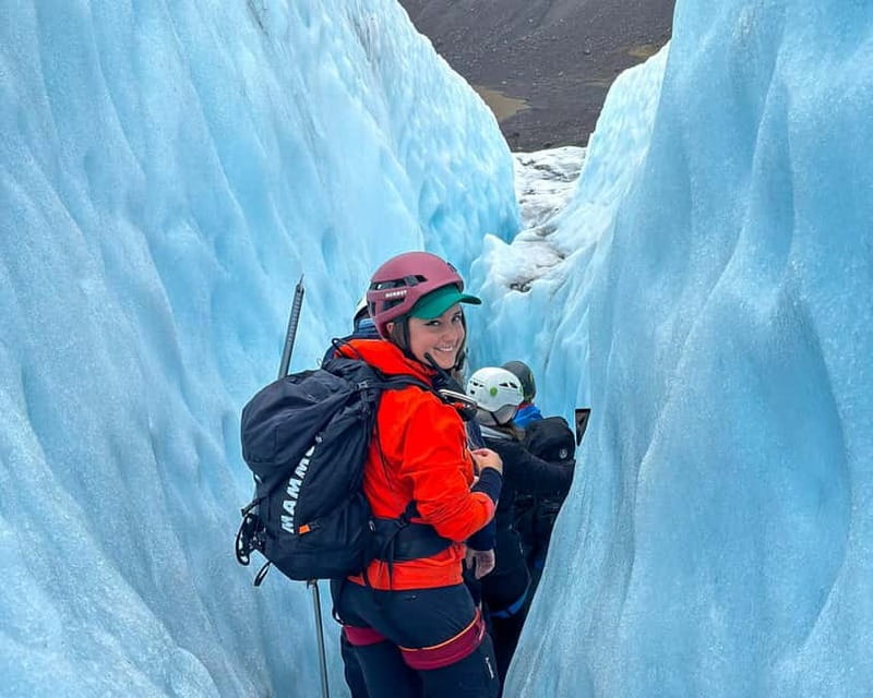 Vantajökull National Park: Half-Day Skaftafell Glacier Hike - The five-hour flow: pickup, coach ride, and the approach to Falljökull