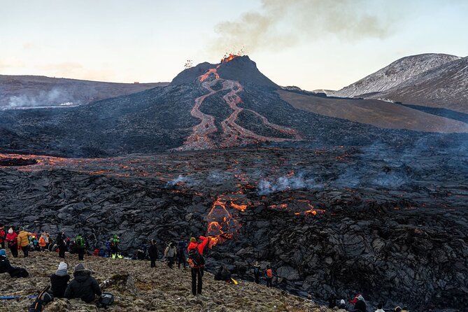 Volcano Hike and Grindavík Visit from Reykjavik - What to Pack for Cold Wind, Wet Ground, and Sudden Weather