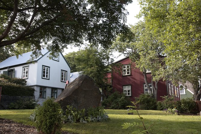Walking tour of Reykjavik city - Meeting at Arnarhóll, then getting your Reykjavik bearings