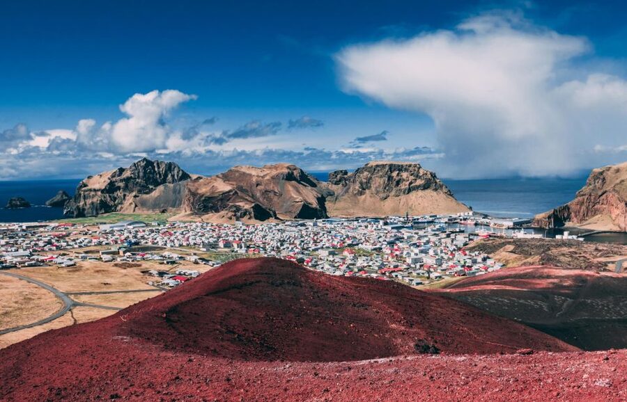 Westman Islands Day Tour from Reykjavik - Herjólfsdalur, Elephant Rock, and the Old Settlers’ Footprints