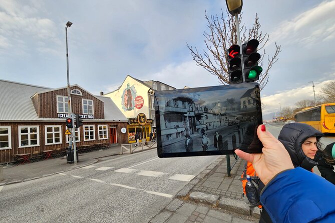 World War Two Walking Tour in Reykjavik - Meeting at Hotel Borg and how the walk runs